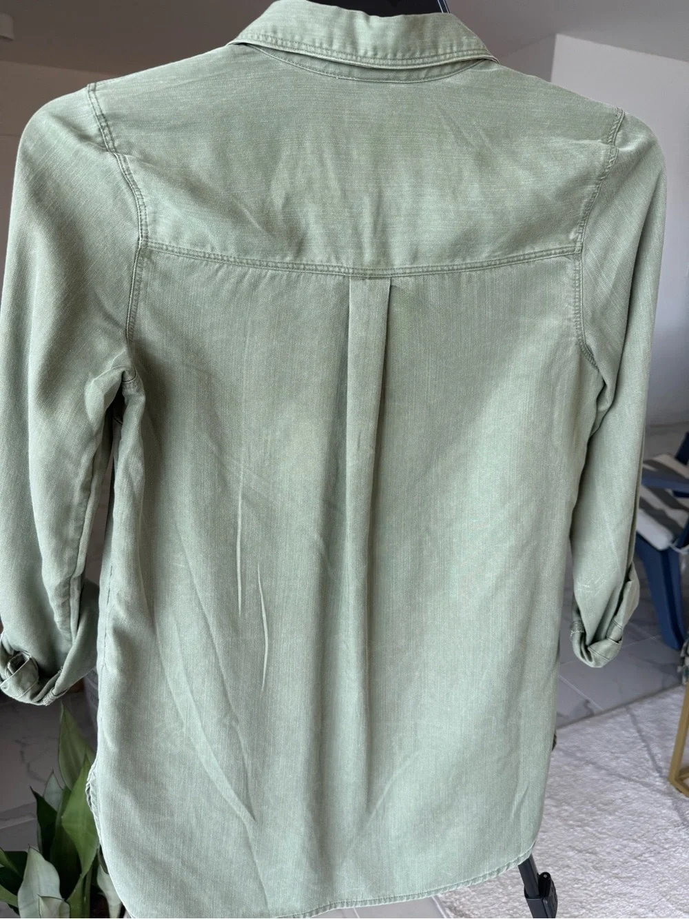 Old Navy Sage Green Button Down Shirt Size Small Y2K